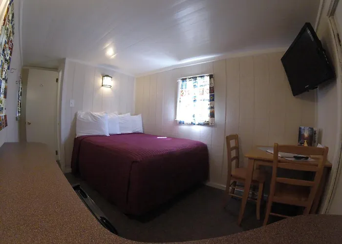 Red Caboose Motel & Restaurant