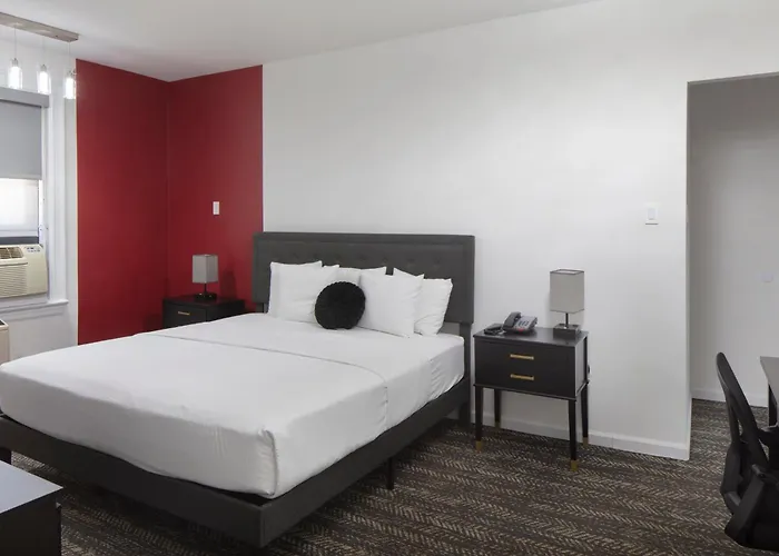  Ramada By Wyndham Jersey City