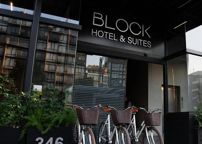 Hotel Block Suites