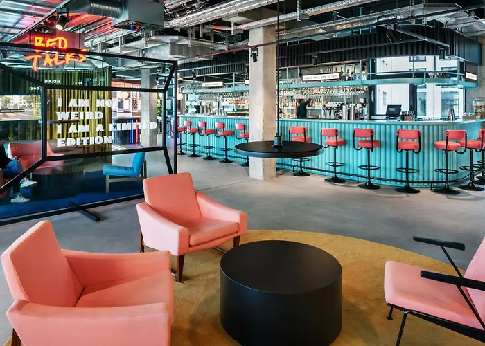 Central hotel: The Social Hub Berlin Alexanderplatz