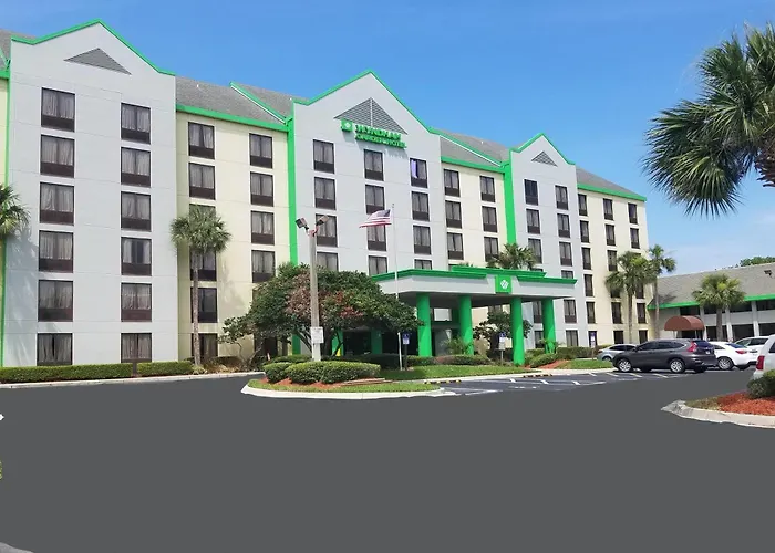 Cheap hotel: Wyndham Garden Hotel - Jacksonville