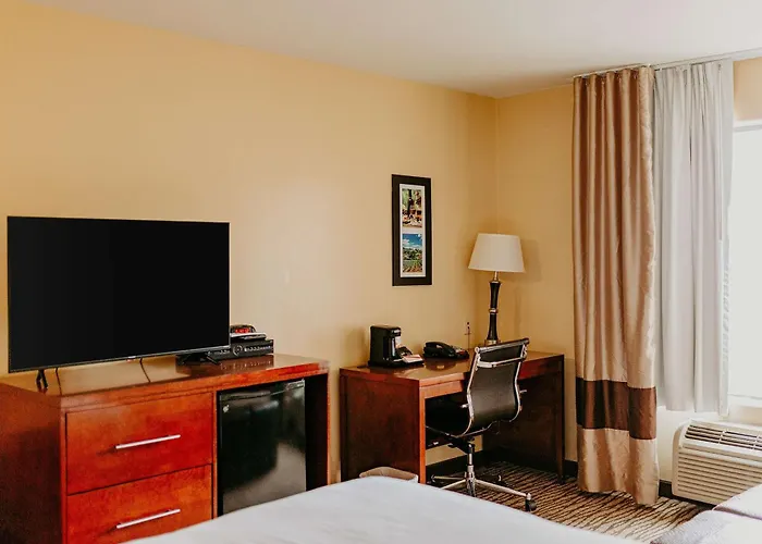 Airport Hotel: Comfort Inn Pomona Near Fairplex