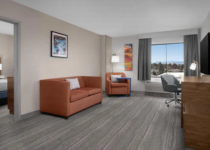  Hampton Inn & Suites Denver-Cherry Creek