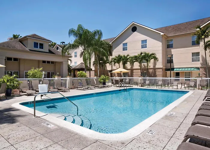 Cheap hotels Homewood Suites By Hilton Fort Myers
