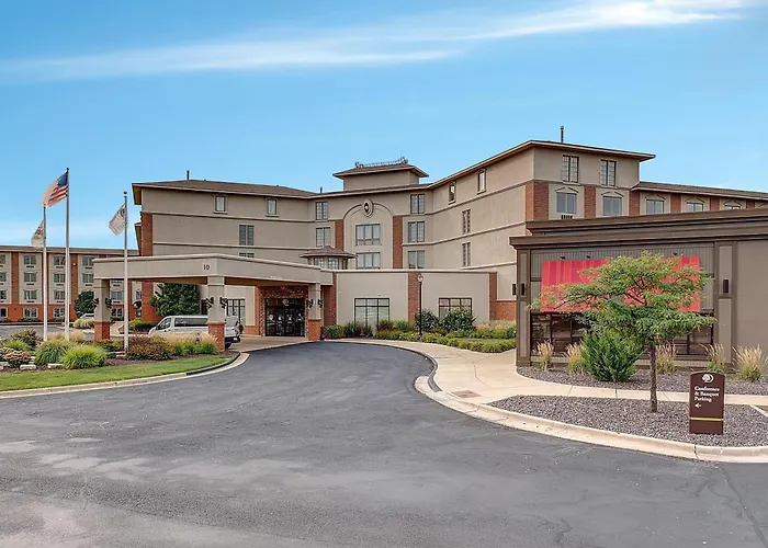 Kid friendly hotel Doubletree By Hilton Bloomington
