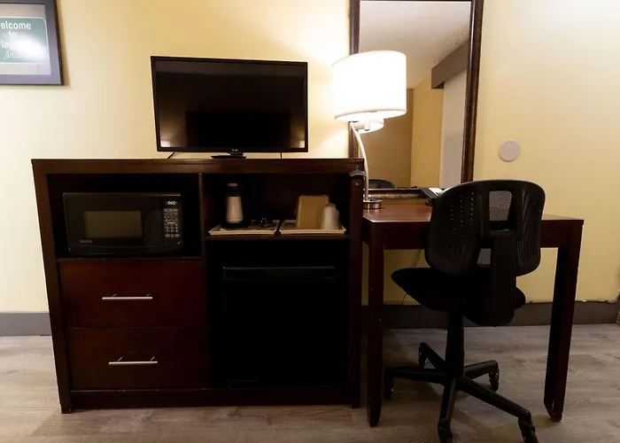 Kings House Motor Hotel