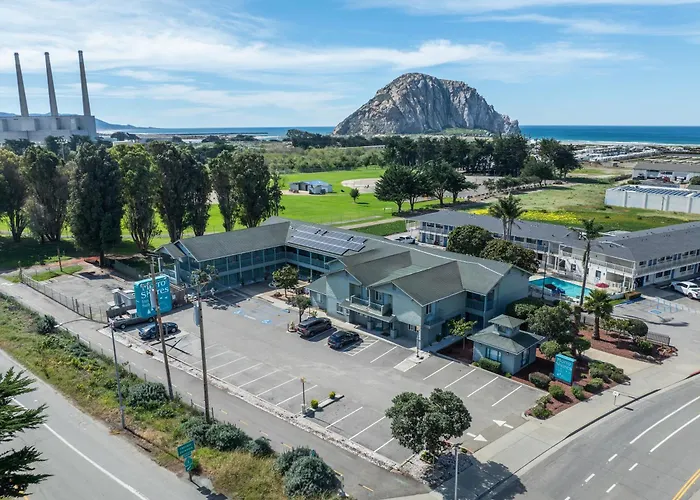 Pet Friendly hotel: Morro Shores Inn And Suites