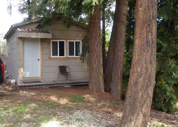 Cheap hotel: Jasper Way Inn Resort & Campground