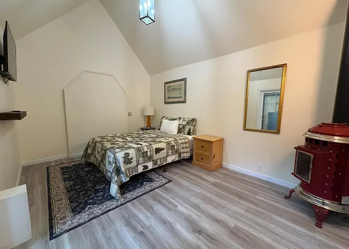 Beach hotel: Emerald Bay Lodge