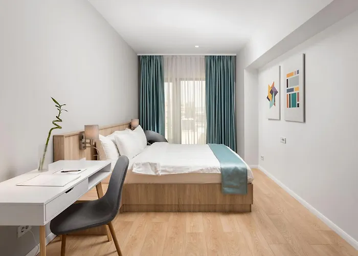 Athina Suites