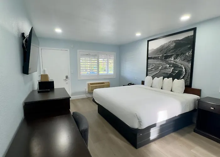 Resort: Pelican Inn