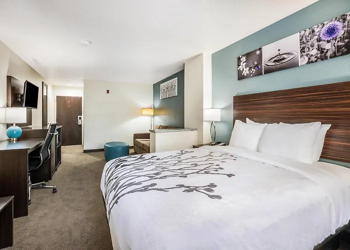 Spa Hotel: Sleep Inn & Suites Tallahassee-Capitol