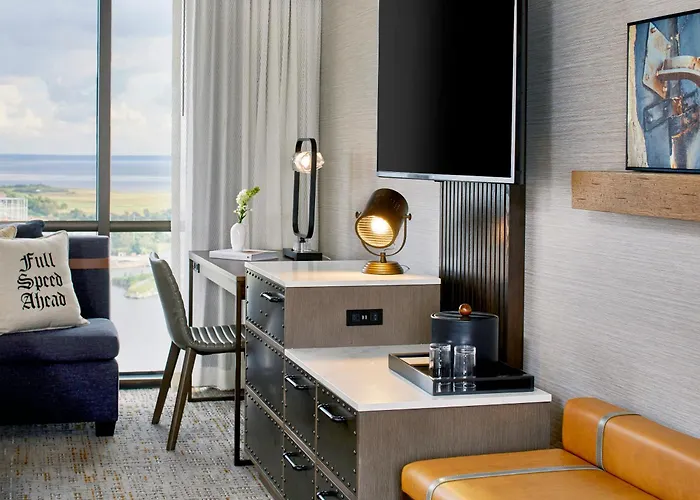 Renaissance Mobile Riverview Plaza Hotel