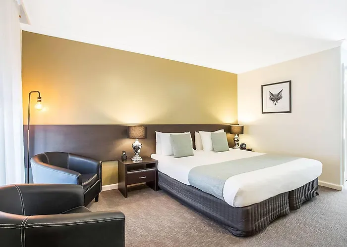 Comfort Inn Western