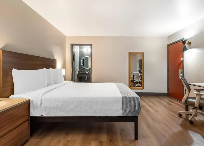 La Luna Inn, An Ascend Collection Hotel