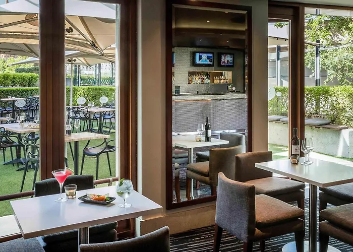 Quay West Suites Melbourne