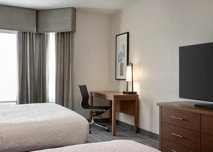 Luxury hotel only: Homewood Suites Fort Myers Airport - Fgcu