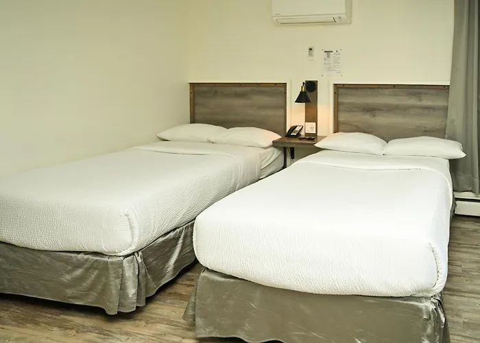 Apart hotel: Divya Sutra Suites On Robson Downtown Vancouver