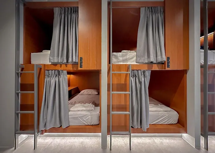 Hotel cerca del colegio: Once Again Hostel