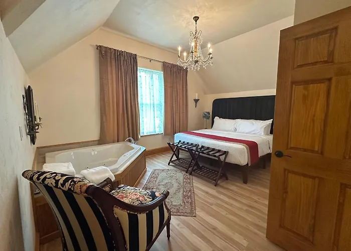 Hotel suites Sweetwater Branch