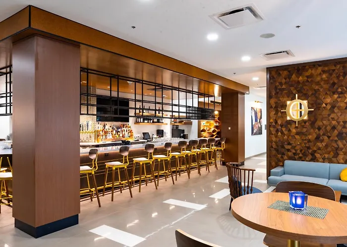 Beach hotel: Hotel Indigo Detroit Downtown By Ihg
