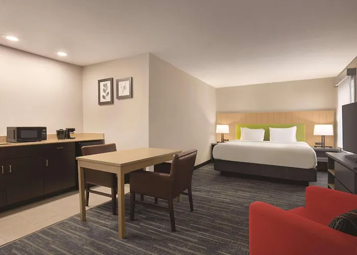 Country Inn & Suites By Radisson, Dunn I-95