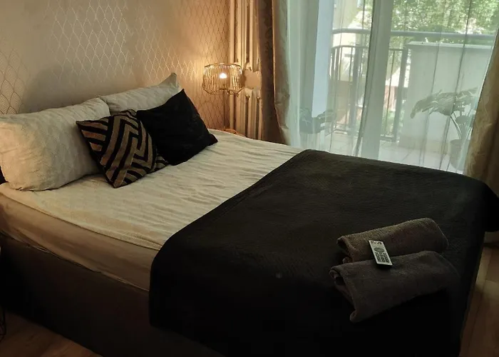 Clicktheflat Zurawia Street Apart Rooms