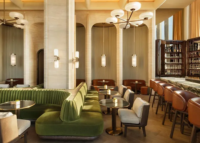 Spa Hotel: Raffles Boston