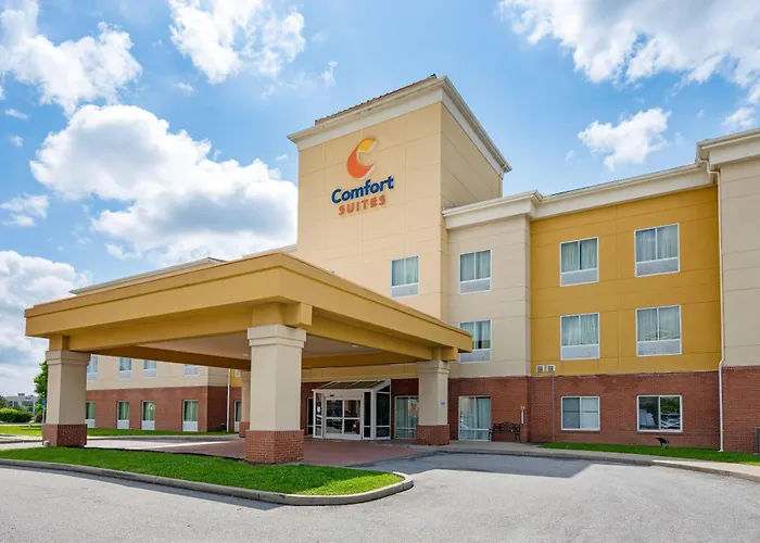 3 star hotels Comfort Suites Near Indianapolis Airport