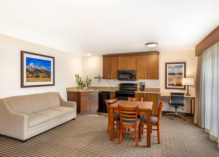  Best Western Driftwood Inn