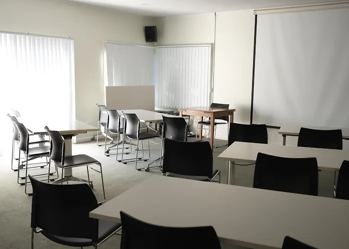 Alpers Lodge & Conference Centre