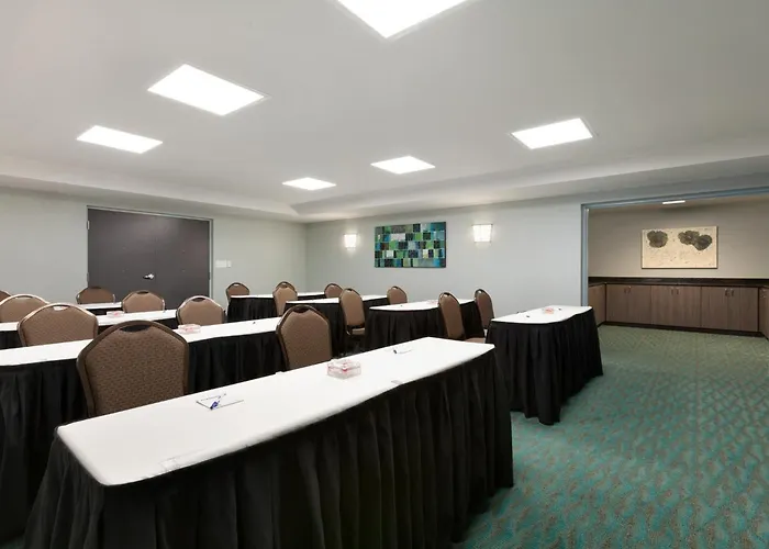 Holiday Inn Express Williamsburg North By Ihg