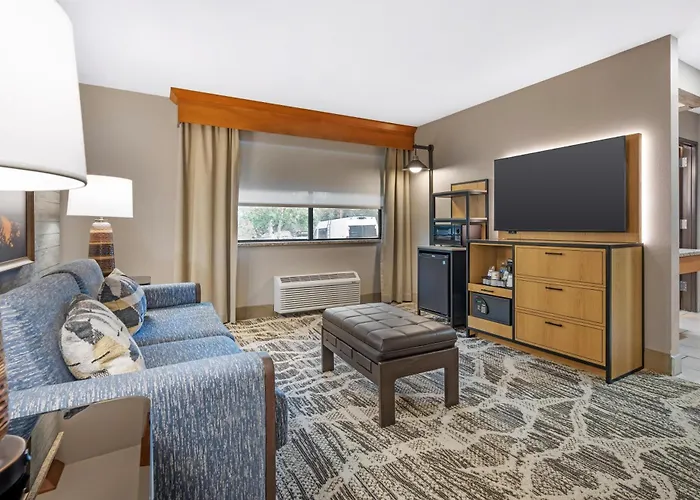 Hotels With Four Stars Best Western Plus Grantree Inn