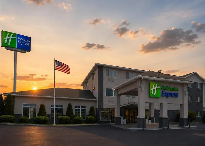 Luxury hotel only: Holiday Inn Express Pendleton By Ihg