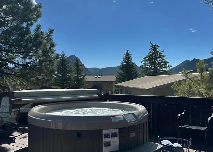 Columbine Inn (Adults Only)