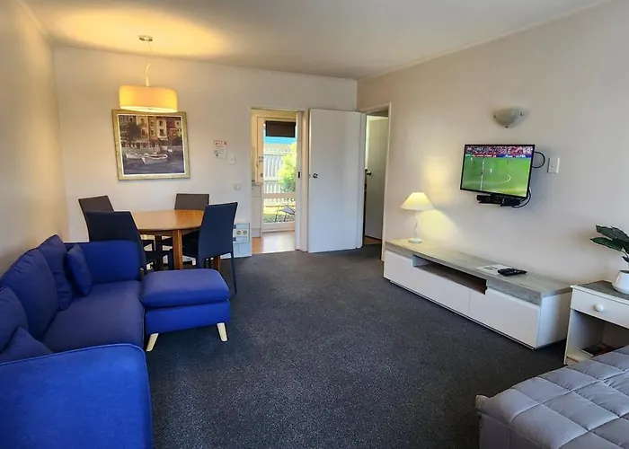 Aalton Motel