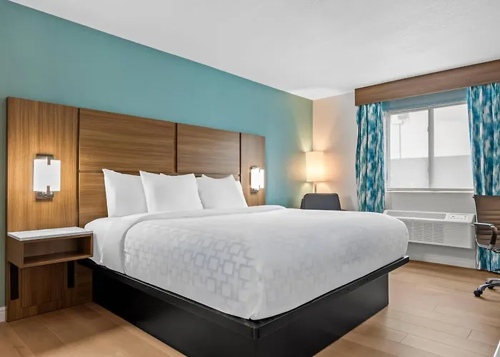 Super 8 By Wyndham Springfield-Battlefield