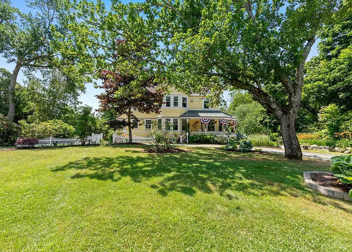 Bed and Breakfast Inn At The Oaks