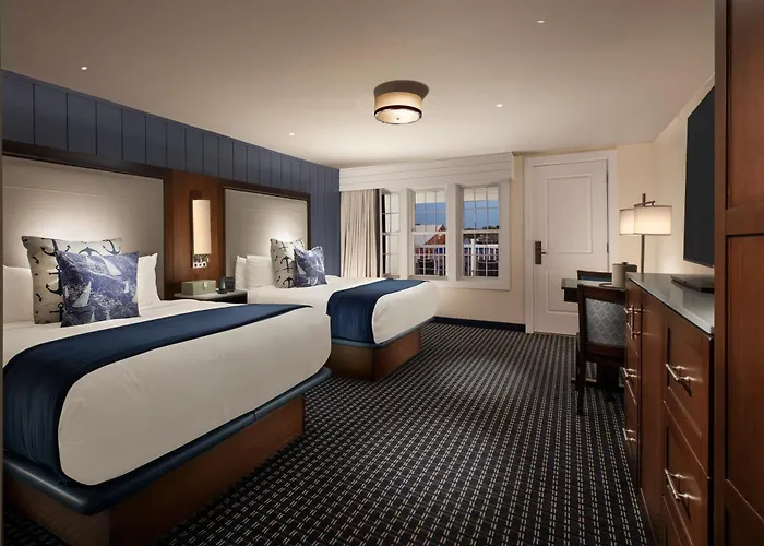 Hyannis Harbor Hotel (Adults Only)