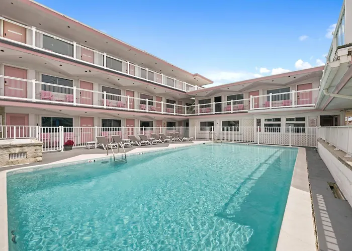 Pink Champagne Boutique Motel