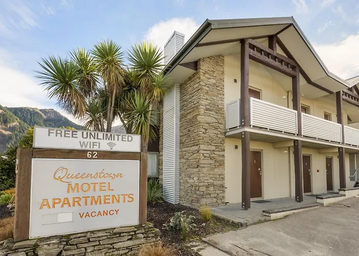Queenstown Motel Apartments (Adults Only)