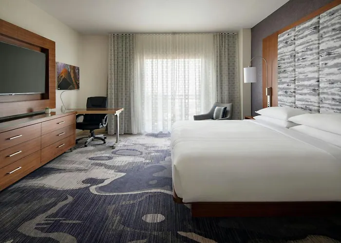 Kid friendly hotel Visalia Marriott At The Convention Center