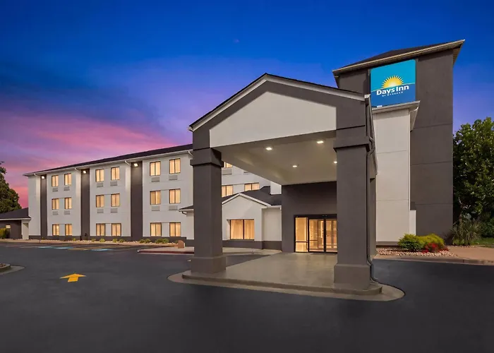 Days Inn By Wyndham Mcdonough