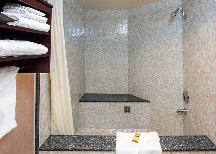 Best Western Plus Inn