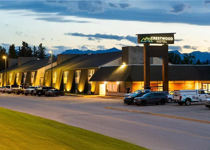 Crestwood Hotel