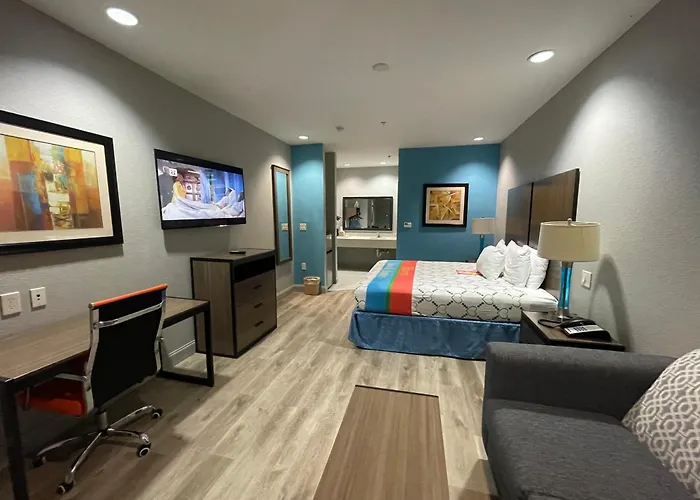 Haven Inn & Suites Downtown Houston.