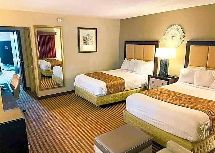 Best Western Hospitality House