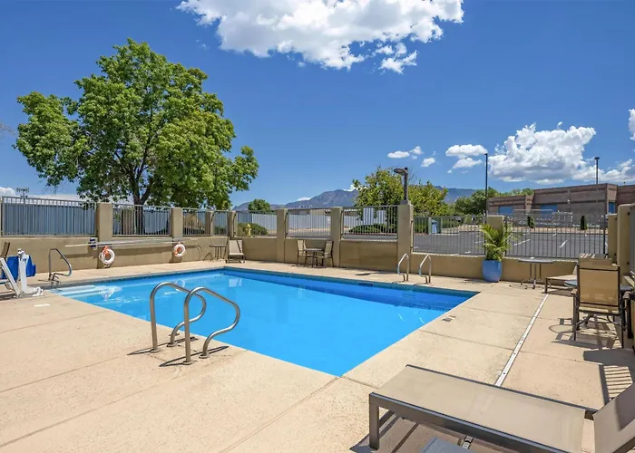 Greentree Inn North I-25