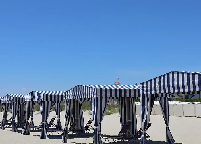 Family resorts Montreal Beach Resort