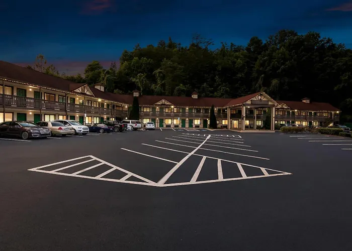 Super 8 By Wyndham Helen